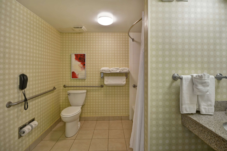 Bathroom 22