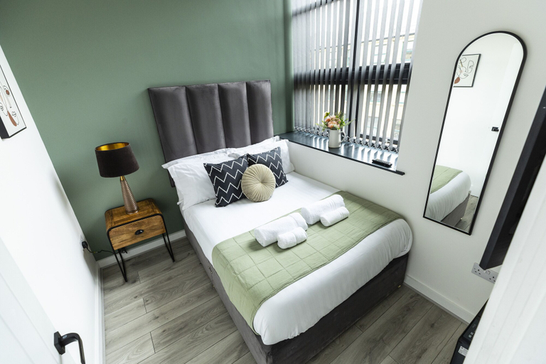Bedroom 2, Spire Accommodations Ltd., Bradford