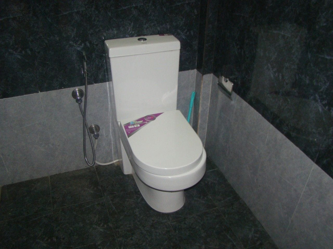 Bathroom 3, Nadun Rest, Thamankaduwa
