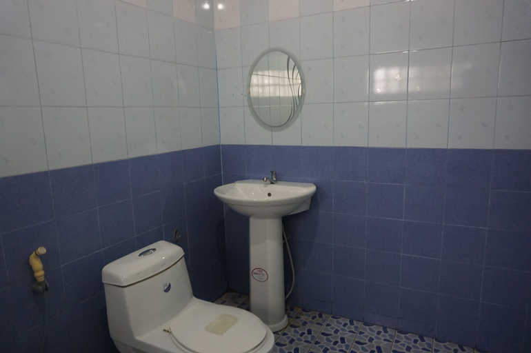 Bathroom 3, Liew Sai Resort, Muang Ubon Ratchatani