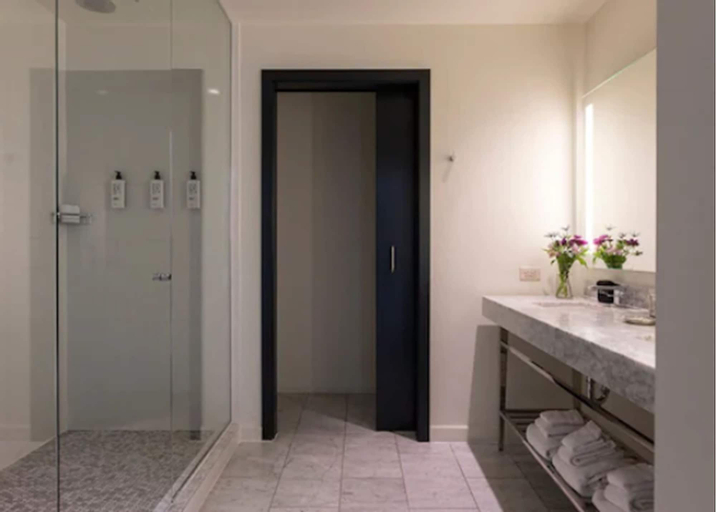 Bathroom 7