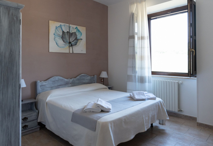 Bedroom 3, Agriturismo La Petrosa, Salerno