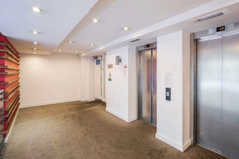 Interior 4, 2-bed Apartment Near Basildon Train Station, Essex