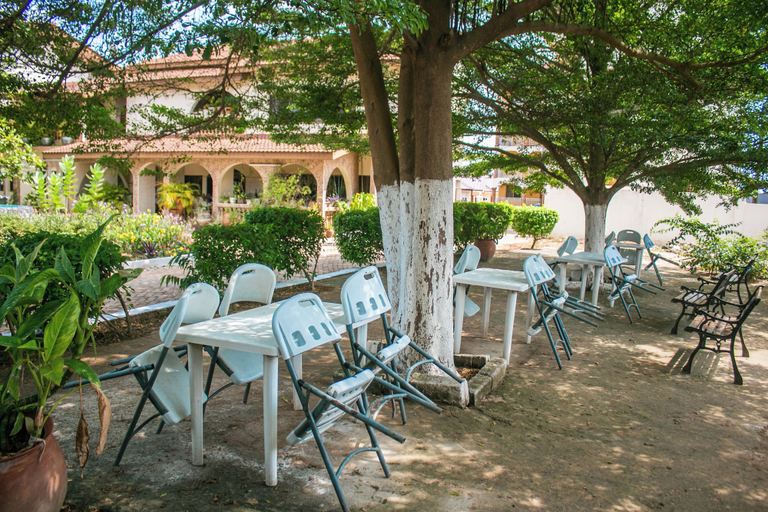 Food & Drinks, Sheridan Hotel, Tema