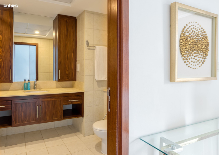 Bathroom 4, bnbme 1B-BurjRes3-1304, Dubai