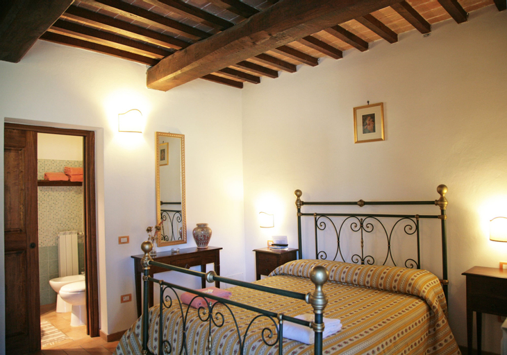 Bedroom 4, Agriturismo Ponte di Riocchio, Perugia