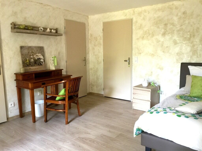 Bedroom 4, Clos de la Colombe, Hérault