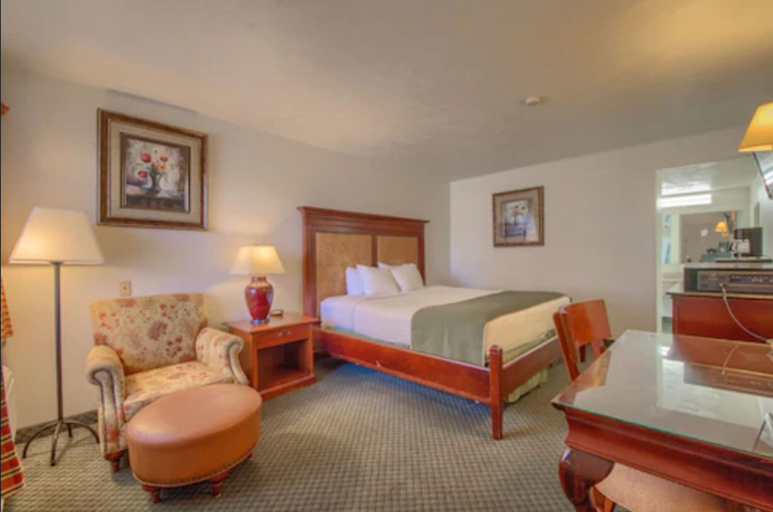 Bedroom 3, Americas Best Value Inn Uvalde, Uvalde