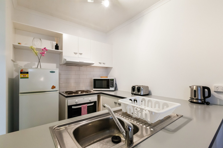 Others 5, DAWN, 2BDR Carlton Apartment, Melbourne