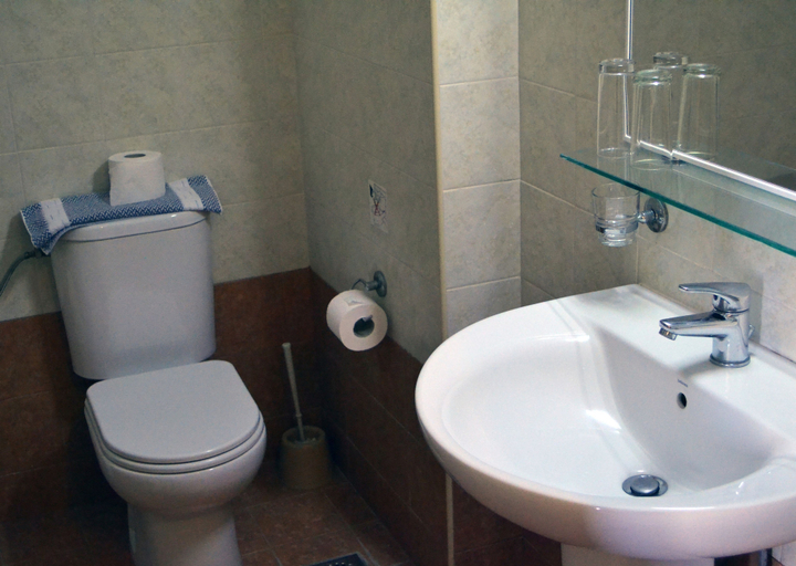 Bathroom 5, Hotel Palladion by Anayia All Inclusive Resorts, Crete