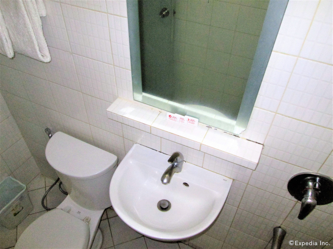 Bathroom 4, Win Min Transient Inn, Cagayan de Oro City