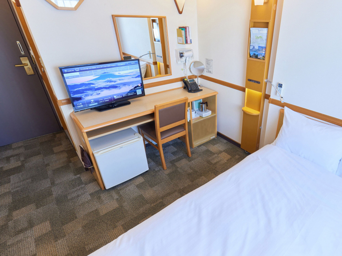 Bedroom 2, Toyoko Inn Niigata Furumachi, Niigata