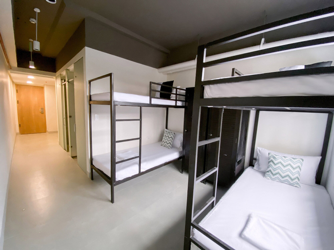 Bedroom 4, The Grid Managed by HII, Makati City