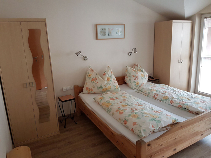 Bedroom 2, Das Taubenhaus, Zell am See