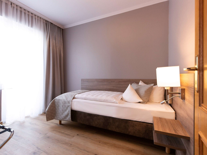 Bedroom 19