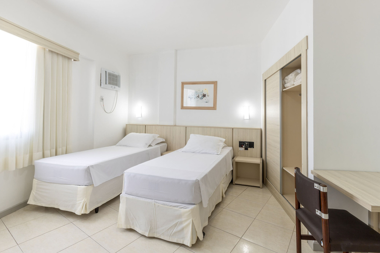 Bedroom 4, Hotel Ilha da Madeira, Balneário Arroio do Silva