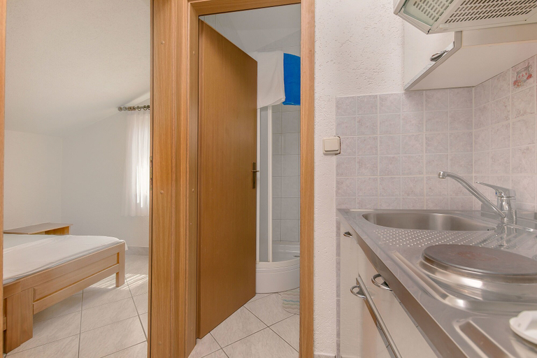 Bathroom 4, Apartments Luca, Omiš