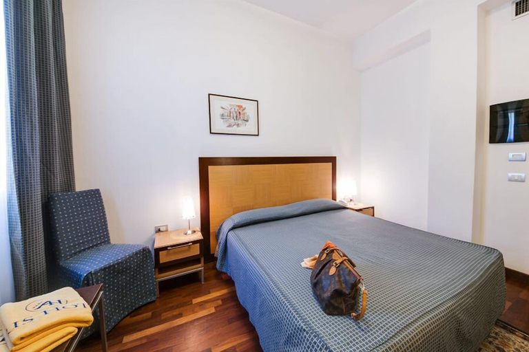 Bedroom 2, Hotel Aris, Rimini