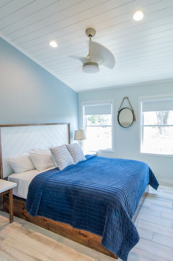 Bedroom 2, Old Pike Cottages, Allegan