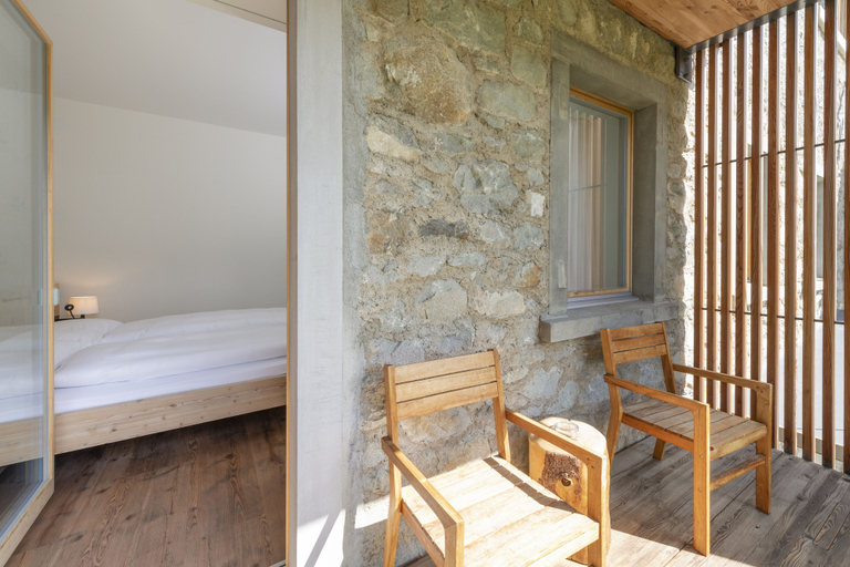 Bedroom 4, Berghotel Randolins, Maloja