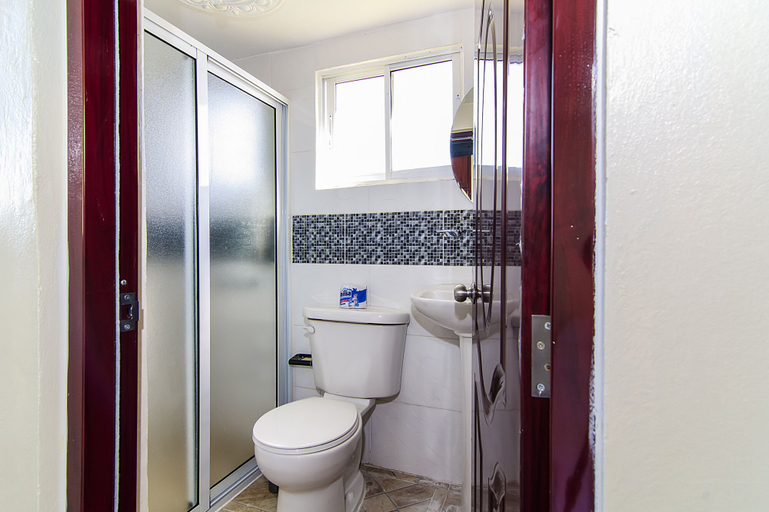 Bathroom, Modern Studio Near Airport Fast Wifi Generator, Santo Domingo Este