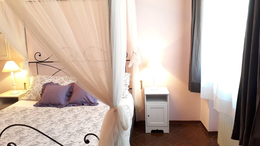 Bedroom 2, B&B Le Mi' Cocche, Lucca