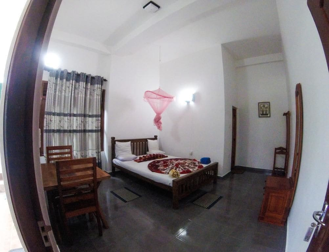 Bedroom 2, Adams Peak Inn, Ambagamuwa