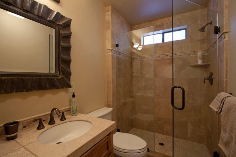Bathroom 3, Belposto, Nevada