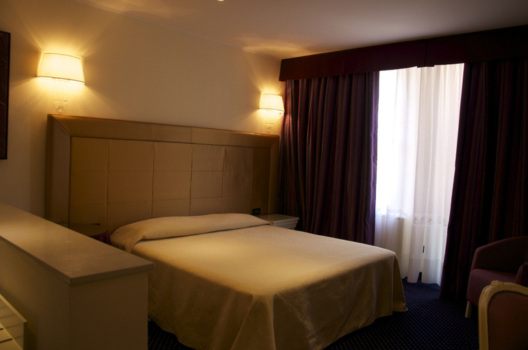 Bedroom 5, Hotel Torre della Vittoria 1928, Ferrara