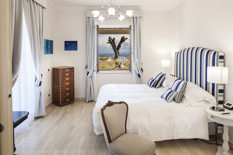 Bedroom 3, San Montano Resort & Spa, Napoli