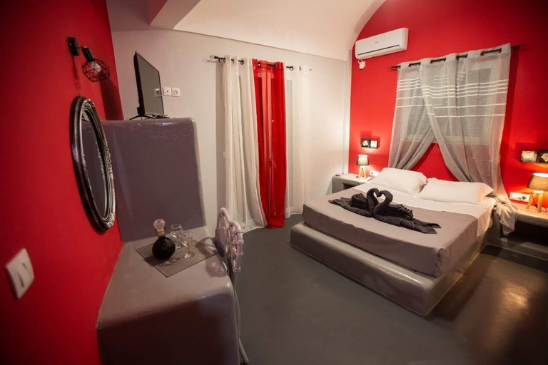 Bedroom 4, Pasithei Studios, South Aegean