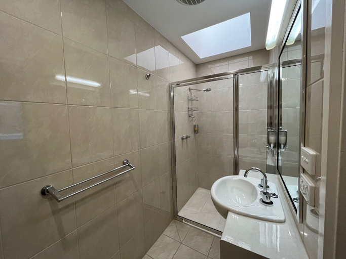 Bathroom 3, Ryley Motor Inn, Wangaratta - Central