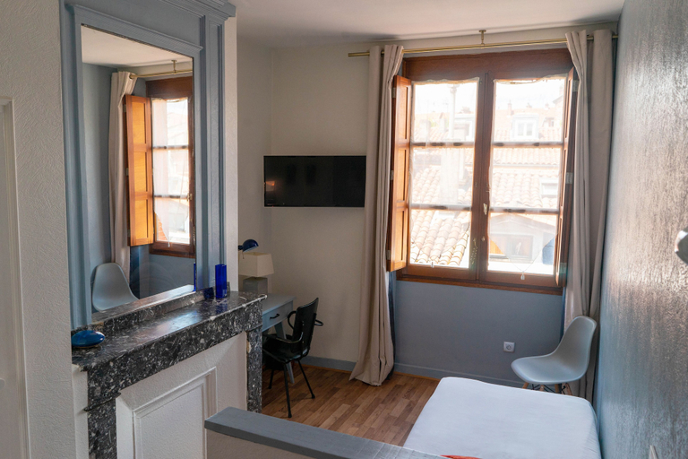 Bathroom 4, Hôtel Croix Baragnon, Haute-Garonne