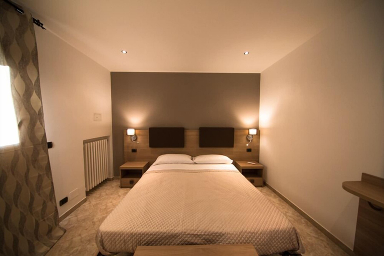 Bedroom 5, La Dolce Vita, Imperia