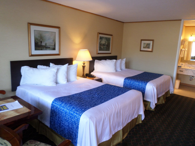 Bedroom 4, Travelodge by Wyndham Ogallala, Keith