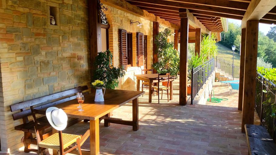 Food & Drinks, Agriturismo Pascucci, Macerata