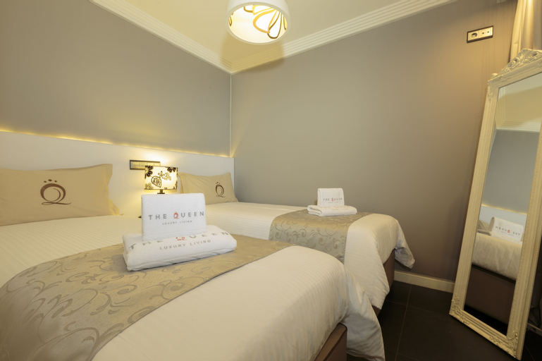Bedroom 12