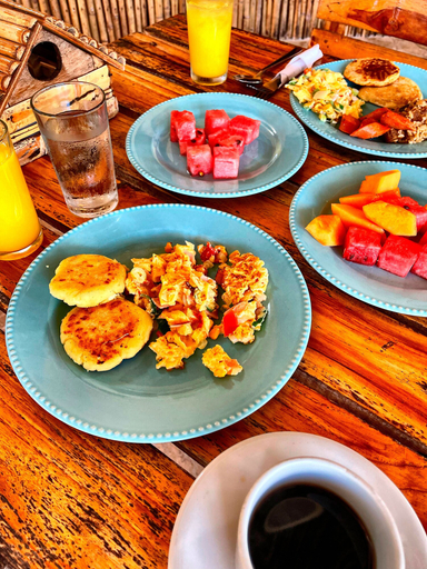 Food & Drinks 5, Hotel Isla Mucura, San Onofre