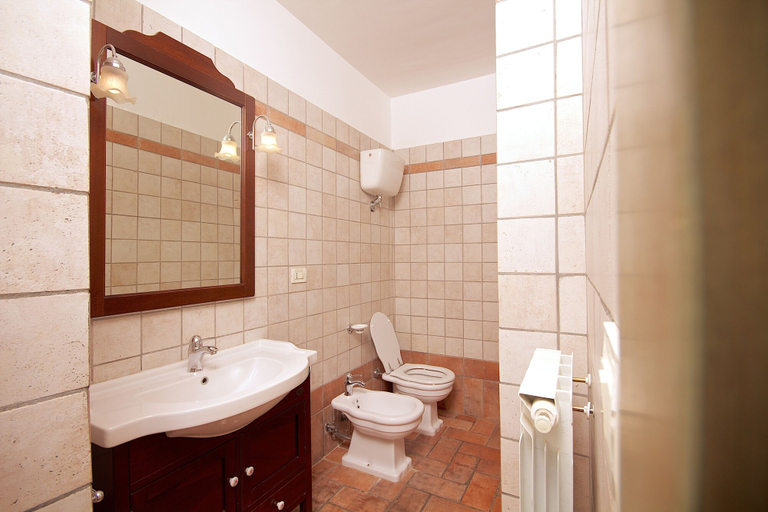 Bathroom 3, Agriturismo Le Colombe, Perugia