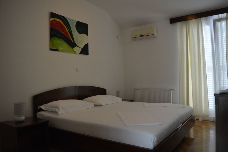 Bedroom 3, Hotel Ballet School, Kaštela