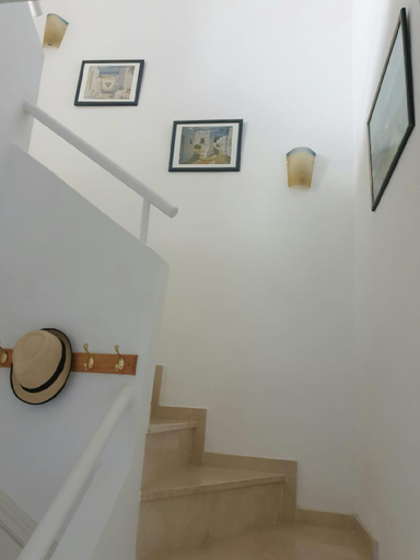 Others 5, Spacious 2 bed beach house: stunning sea views, Málaga