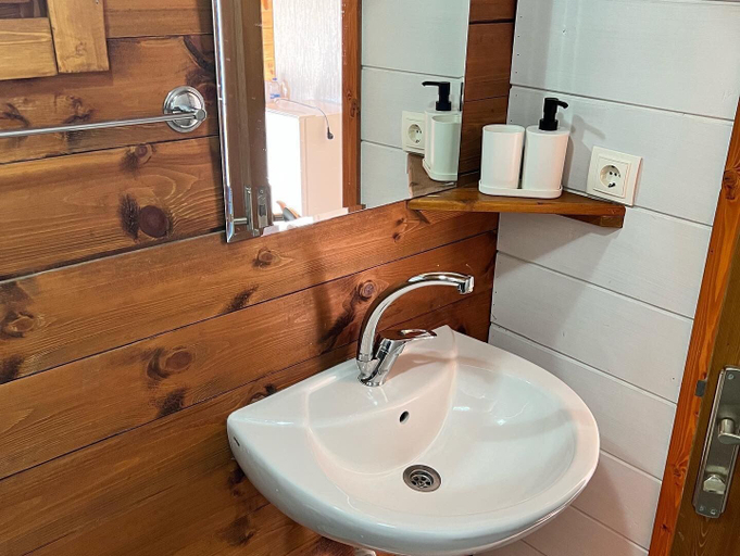 Bathroom 5, Woodentowns, Bodrum