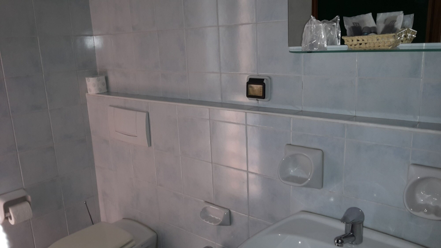 Bathroom 4, Hotel Papillon, Reggio Nell'Emilia