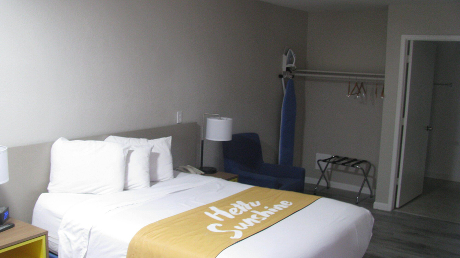 Bedroom 3, Days Inn by Wyndham Willcox, Cochise