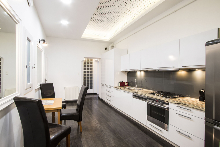 Others 4, Large Central Apartment Fehérhajó, Budapesti