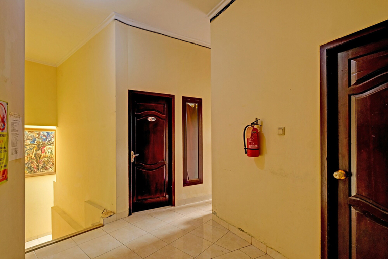Public Area 2, OYO 91522 Candi Gebang Guesthouse, Sleman