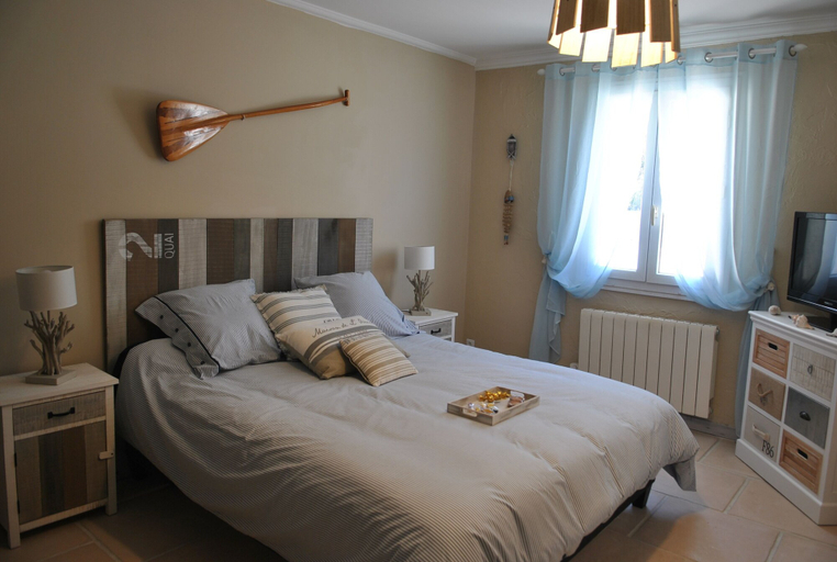 Bedroom 3, Villa Quinissole, Var