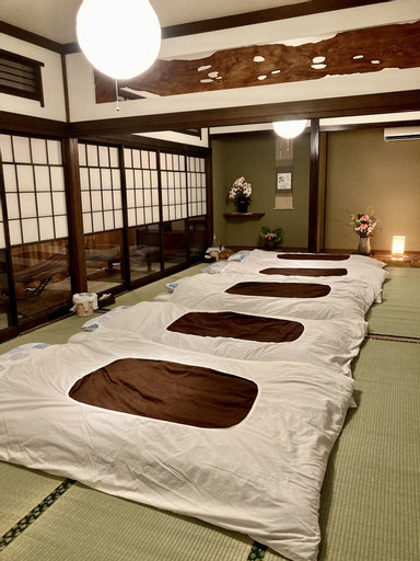 Bedroom 26