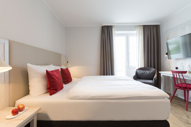 Bedroom 4, Koopmanns Hotel und Lädchen, Vorpommern-Rügen