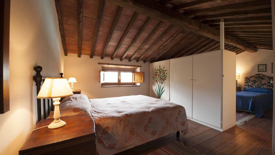 Bedroom 2, Fortilizio 6 in Rapolano Terme, Siena